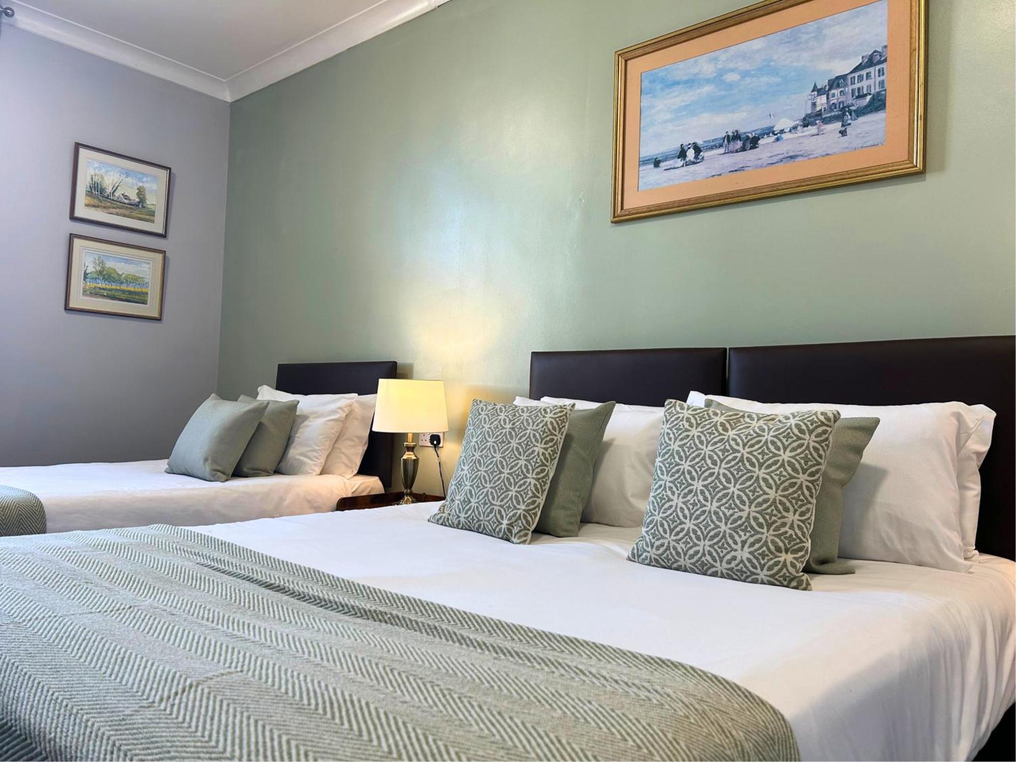 The Windmill Hotel Alford  Luaran gambar