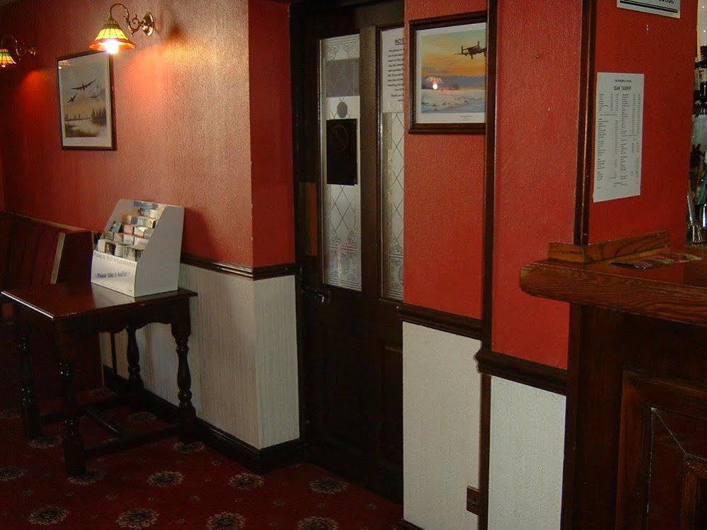 The Windmill Hotel Alford  Luaran gambar