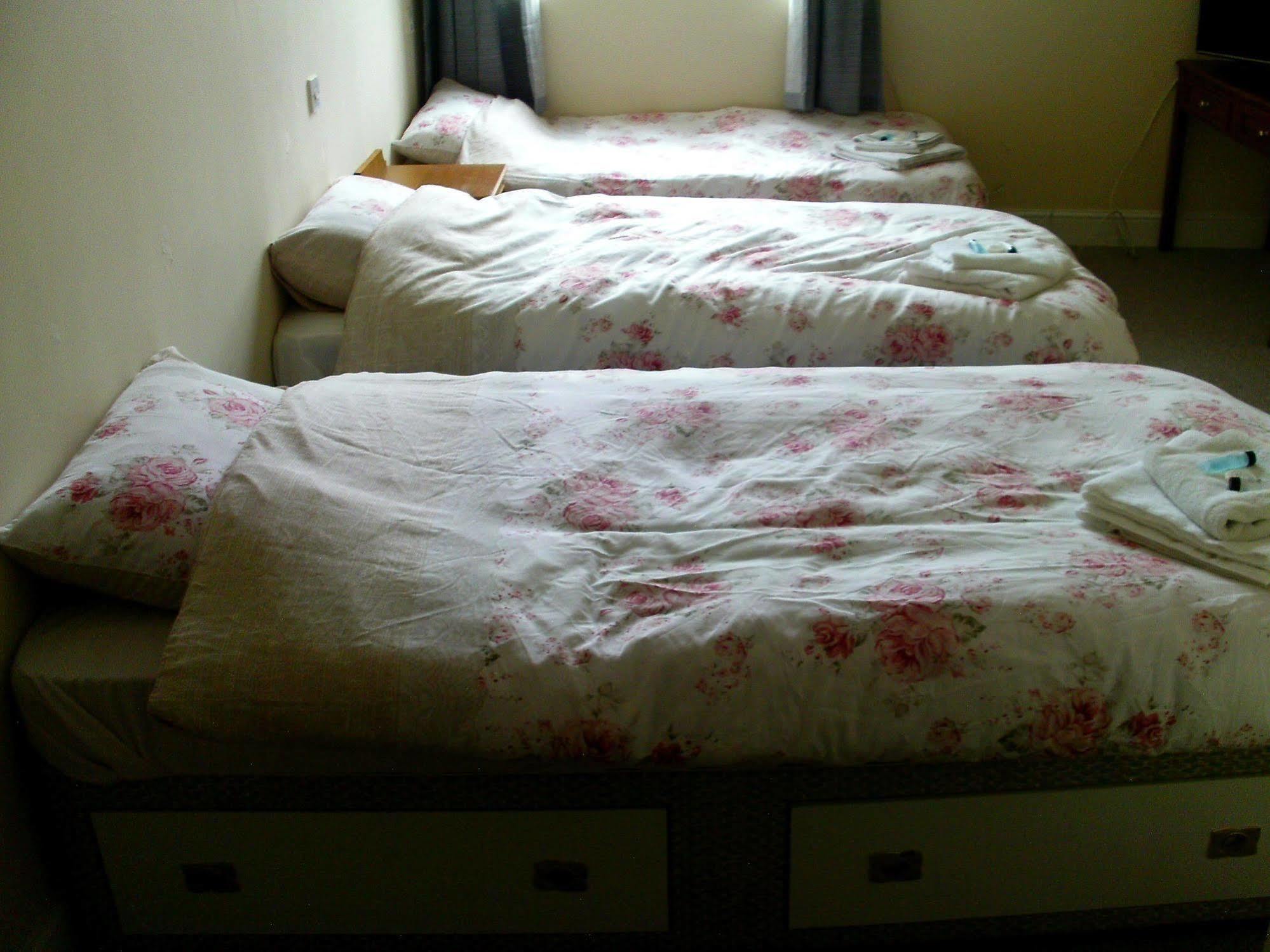 The Windmill Hotel Alford  Luaran gambar